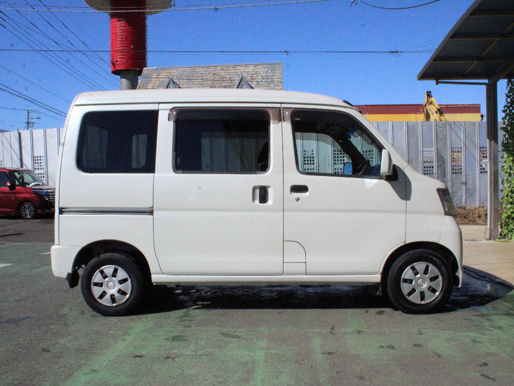 トヨタ　ピクシスバン　クルーズターボ　4WD3枚目