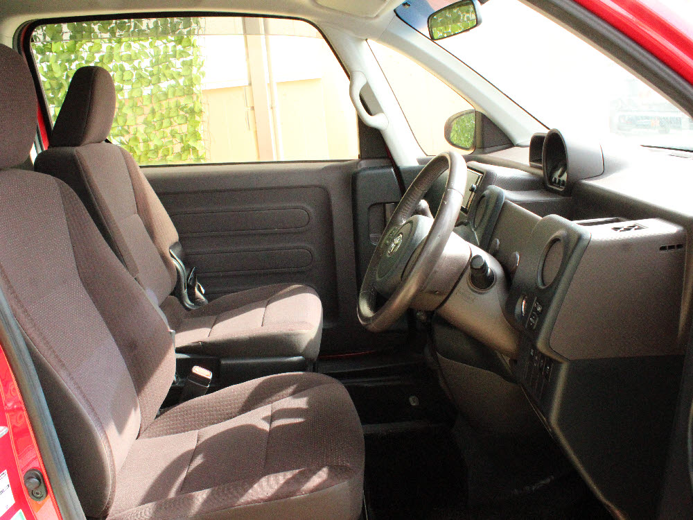 トヨタ　ポルテ　G モデリスタエアロ付14枚目