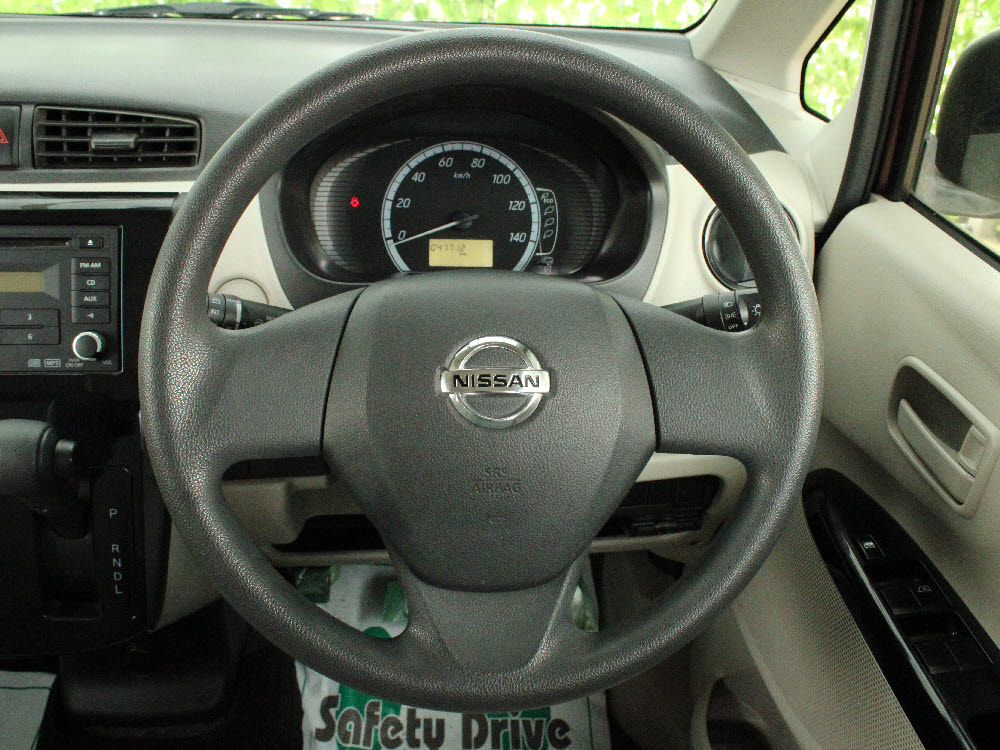 ニッサン　デイズ　J18枚目