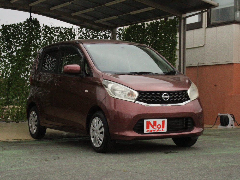 ニッサン　デイズ　J2枚目