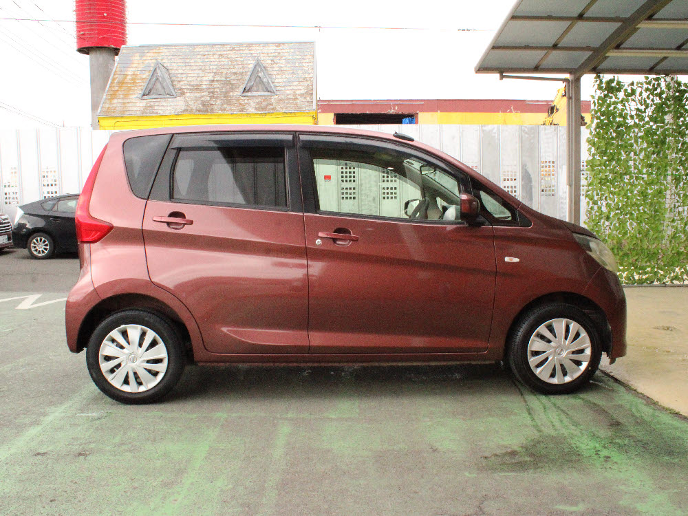 ニッサン　デイズ　J3枚目