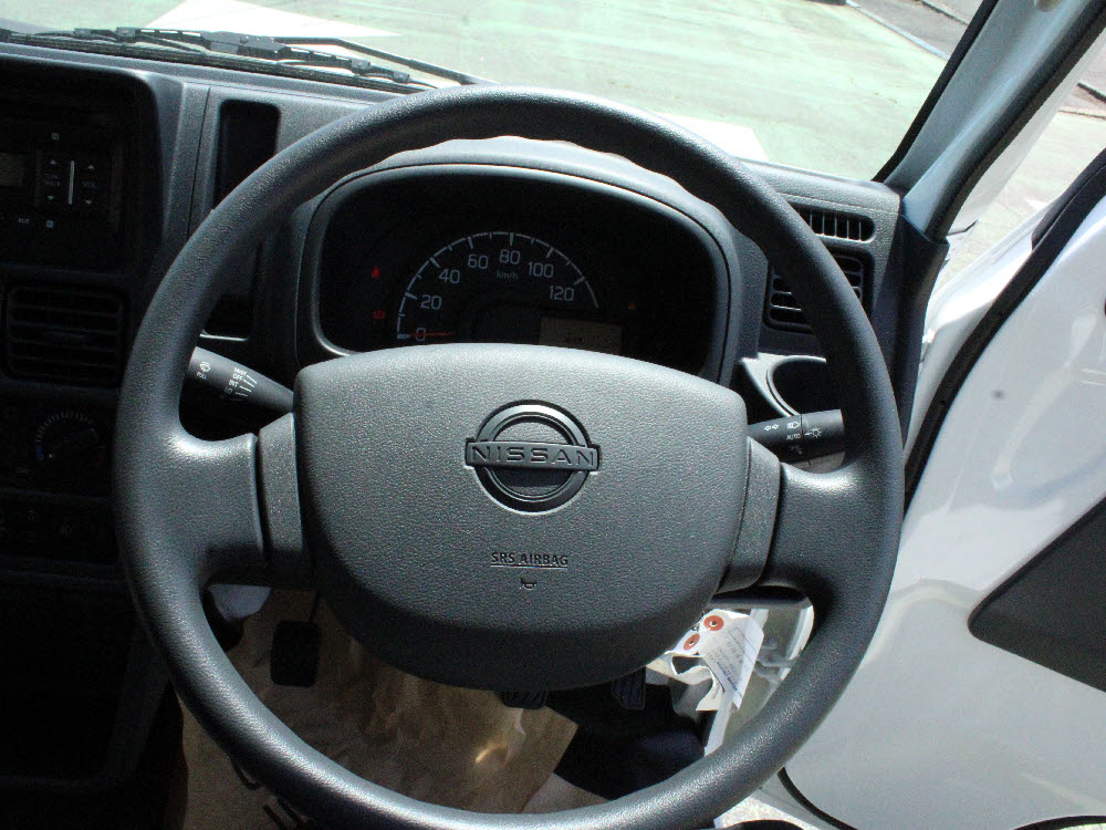 ニッサン　ＮＴ１００クリッパー GX 4WD MT10枚目