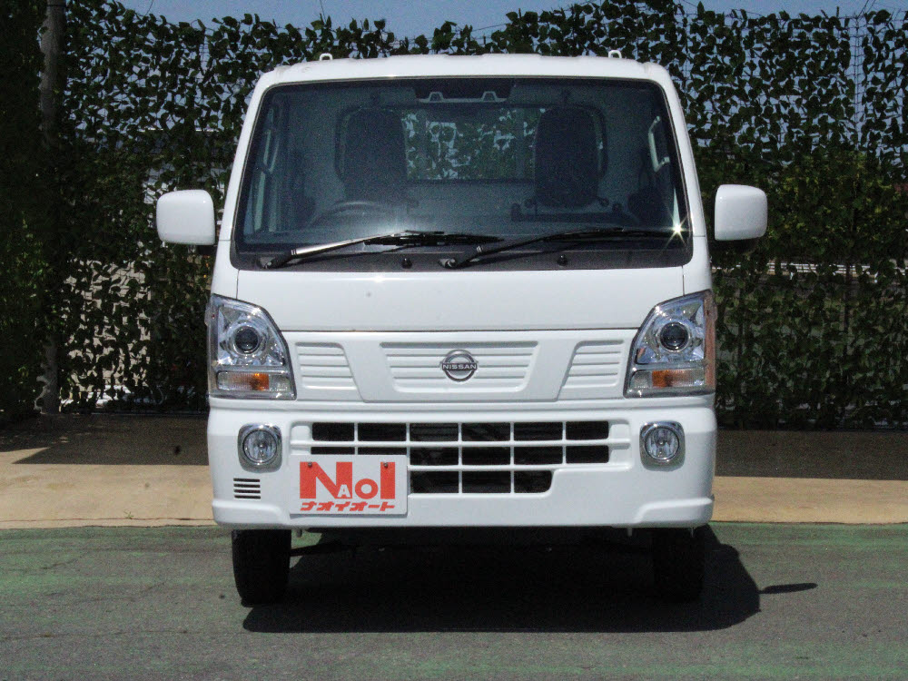 ニッサン　ＮＴ１００クリッパー GX 4WD MT1枚目