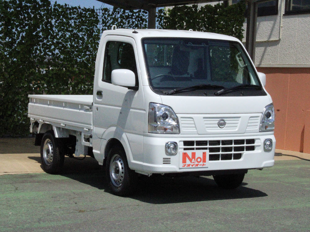 ニッサン　ＮＴ１００クリッパー GX 4WD MT2枚目