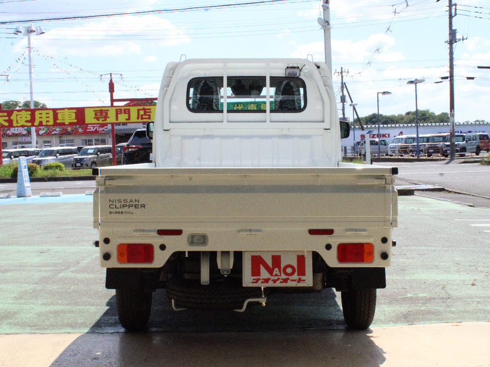 ニッサン　ＮＴ１００クリッパー GX 4WD MT5枚目