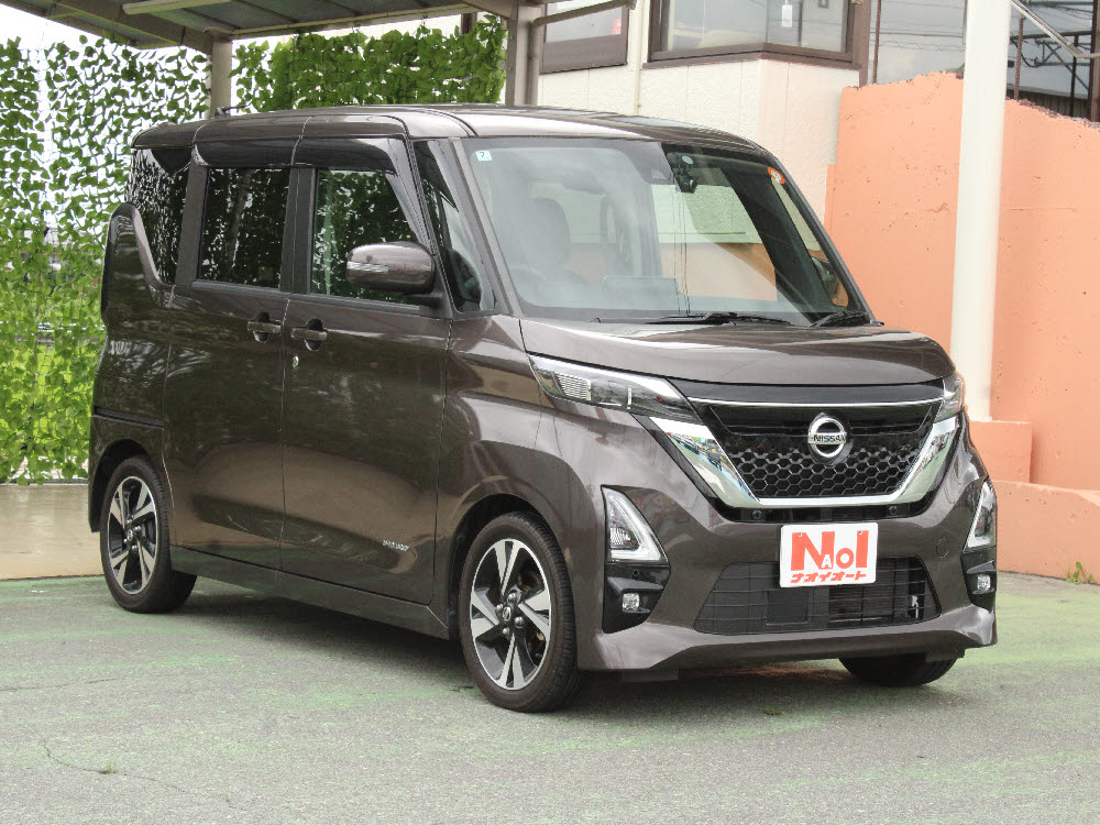 ニッサン　ルークス　ハイウェイスターGターボ プロP-ED（9ナビ）2枚目
