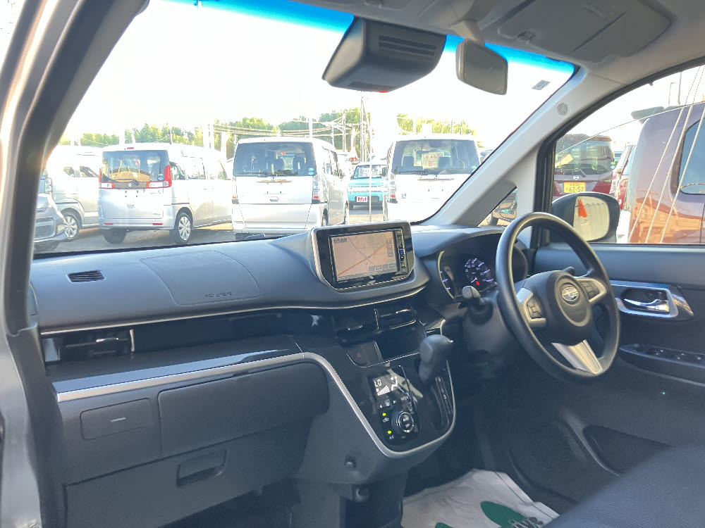 スバル ステラカスタム R スマートアシスト 代車アップ11枚目