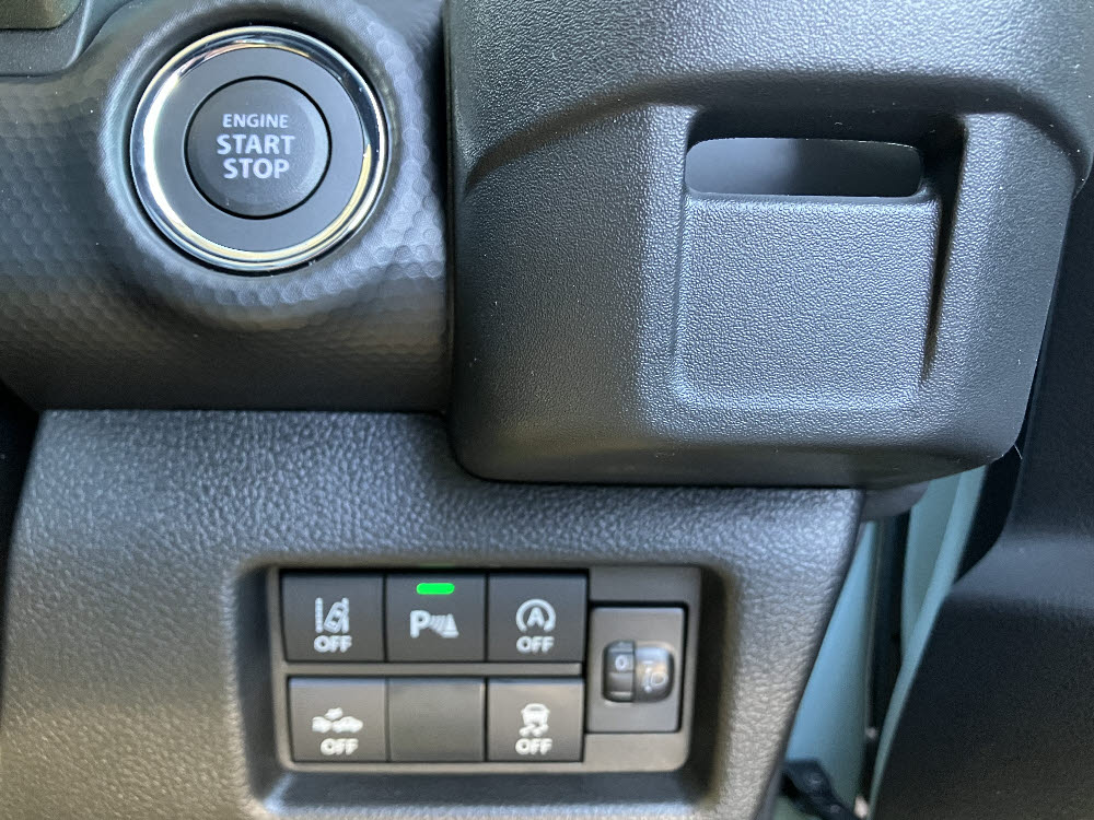 スズキ　ハスラー タフワイルド 全方位ナビ付17枚目