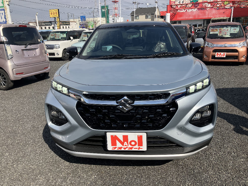 スズキ　フロンクス　2WD 全方位ナビ付1枚目