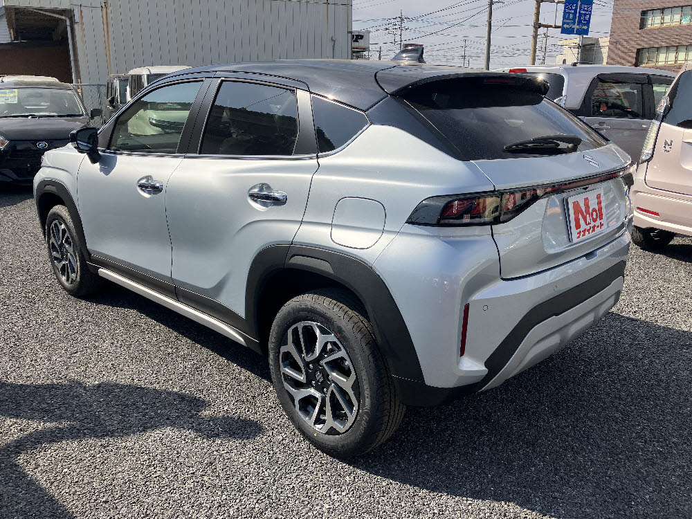 スズキ　フロンクス　2WD 全方位ナビ付5枚目