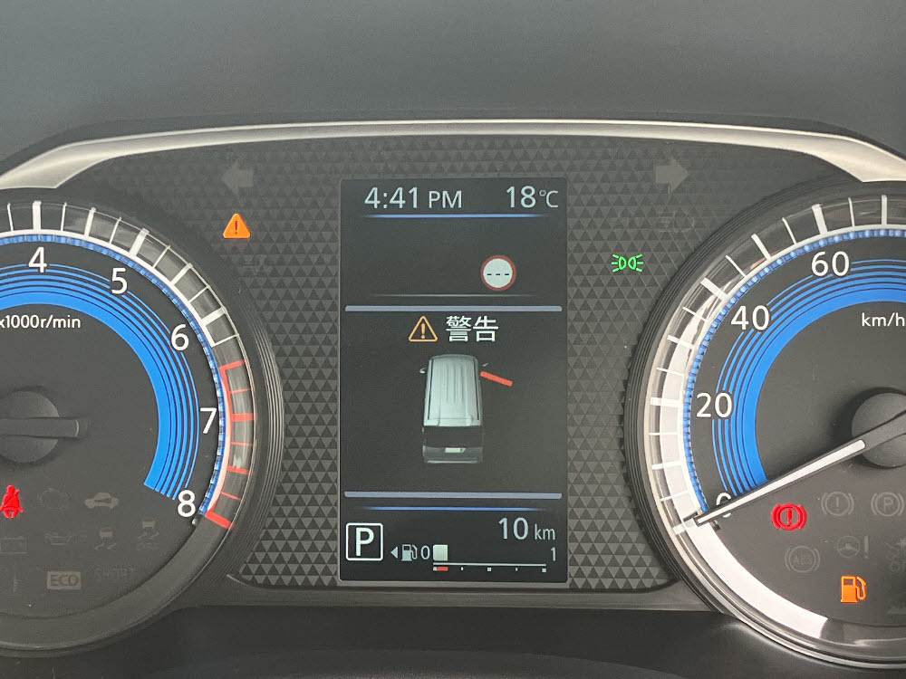 ニッサン　ルークス X 9枚目