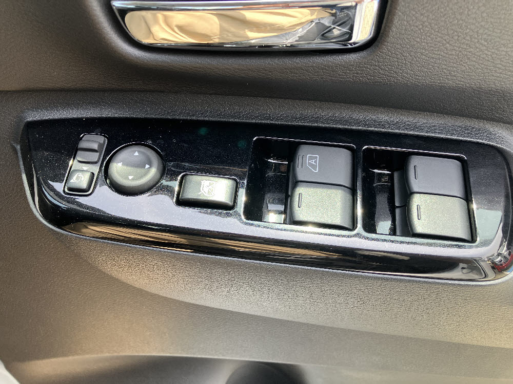 ミツビシ　デリカミニ　G（ODレス）15枚目