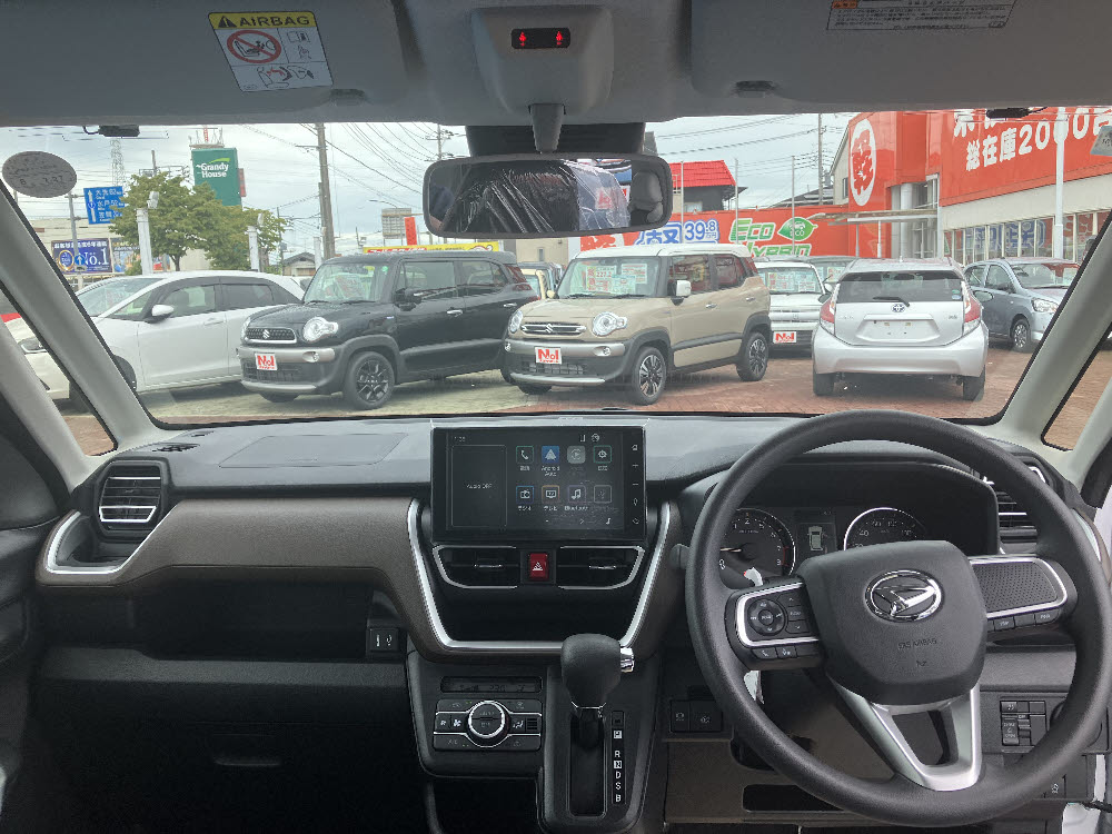 ダイハツ　ムーヴ　G　9インチDO6枚目