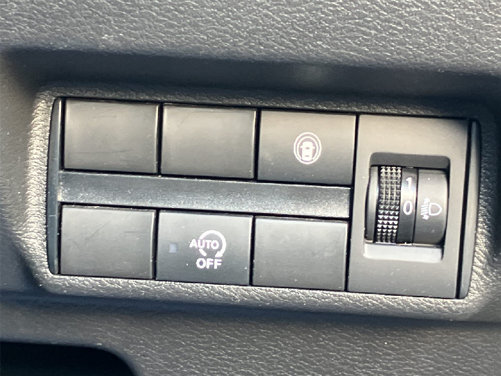 ニッサン　デイズ　B16枚目