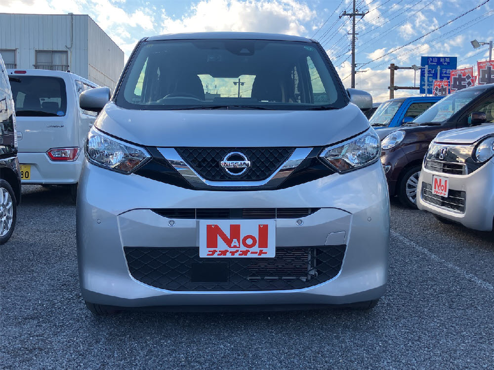 ニッサン　デイズ　B1枚目