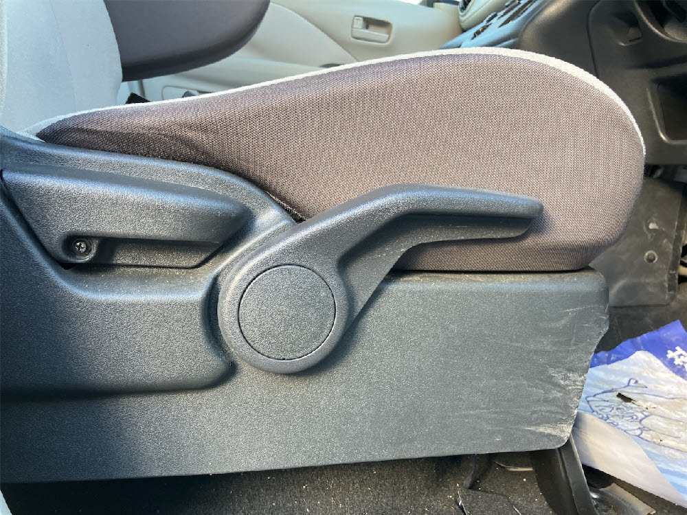 ニッサン　デイズ　B7枚目