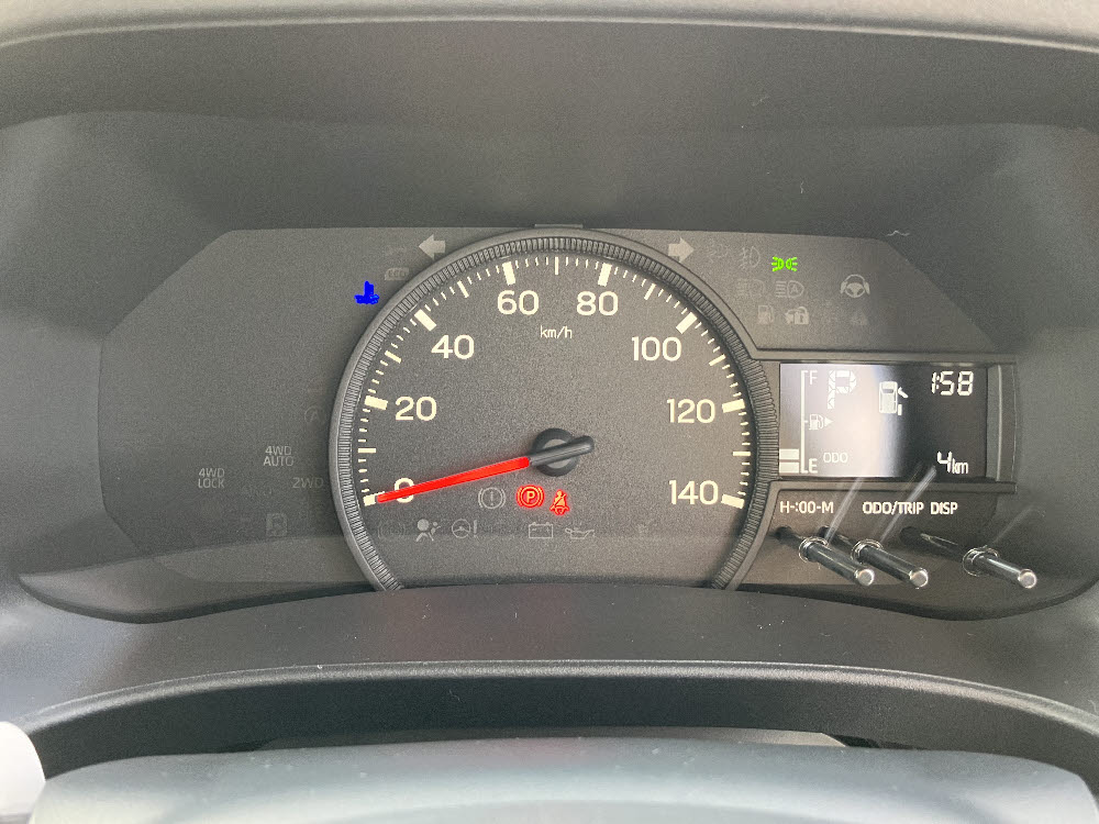 ダイハツ　ハイゼットカーゴ デラックス(ラジオ付）11枚目