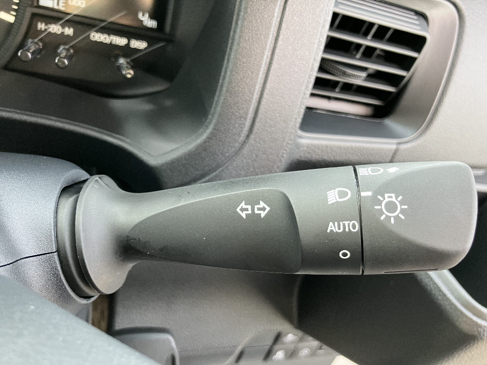 ダイハツ　ハイゼットカーゴ デラックス(ラジオ付）15枚目