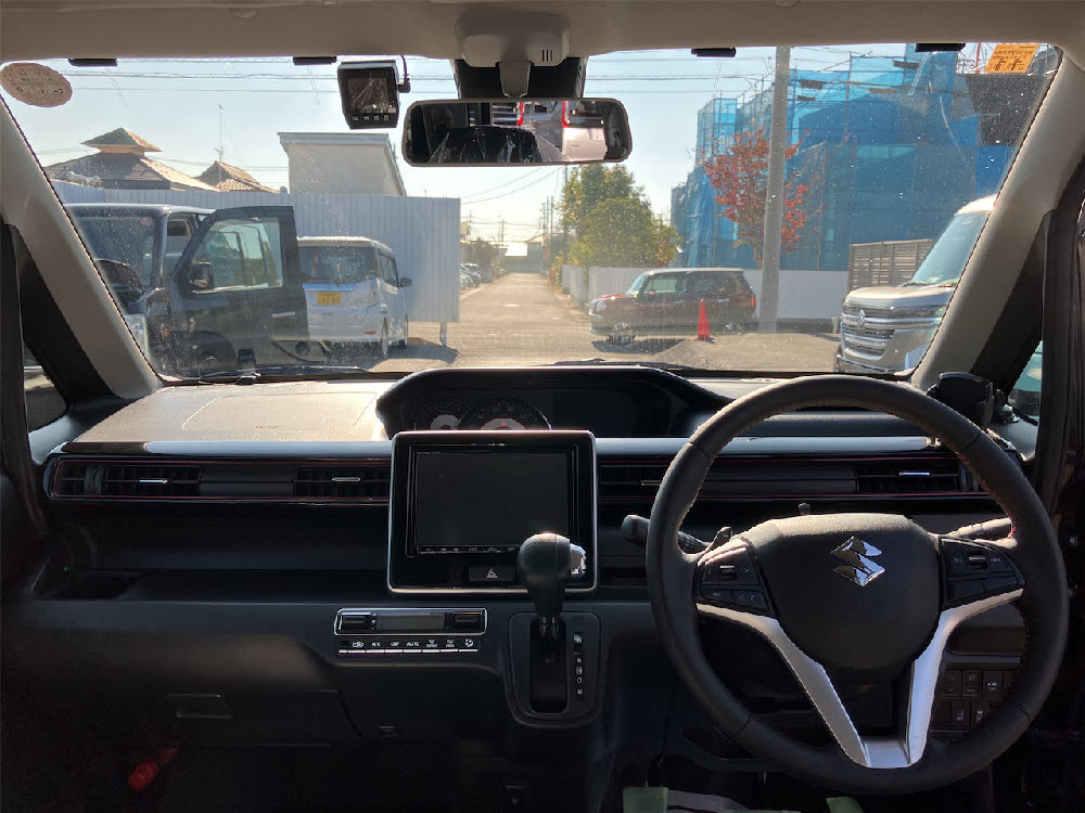 スズキ　ワゴンRスティングレー　HYBRID　T10枚目