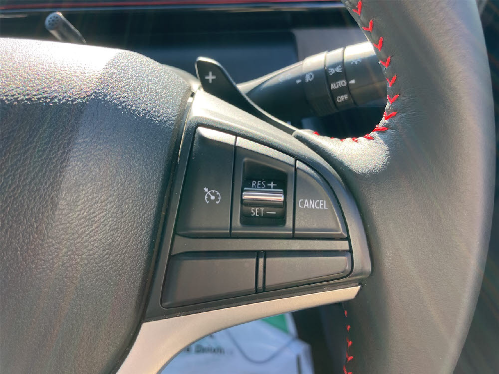 スズキ　ワゴンRスティングレー　HYBRID　T18枚目