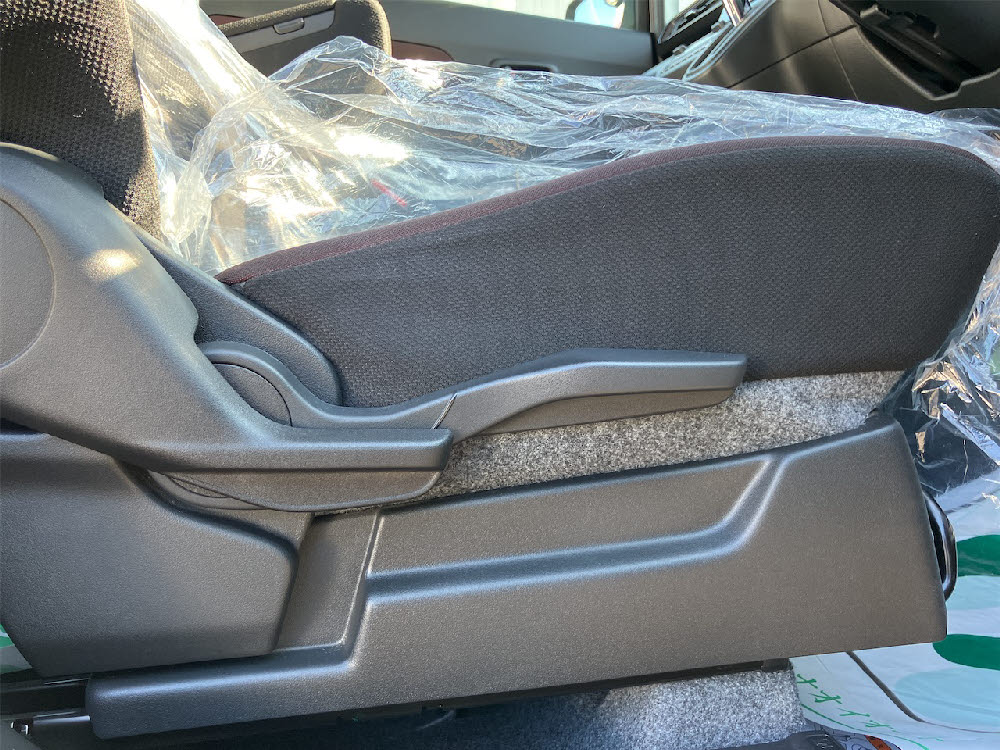 スズキ　ワゴンRスティングレー　HYBRID　T7枚目