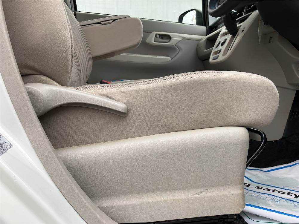 ダイハツ　ムーヴ　L-SAⅢ9枚目