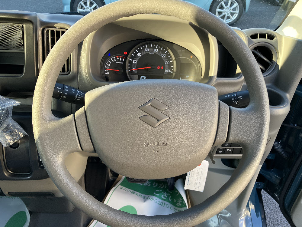 スズキ　エブリィバン PAリミテッド 2WD　ラジオ付12枚目