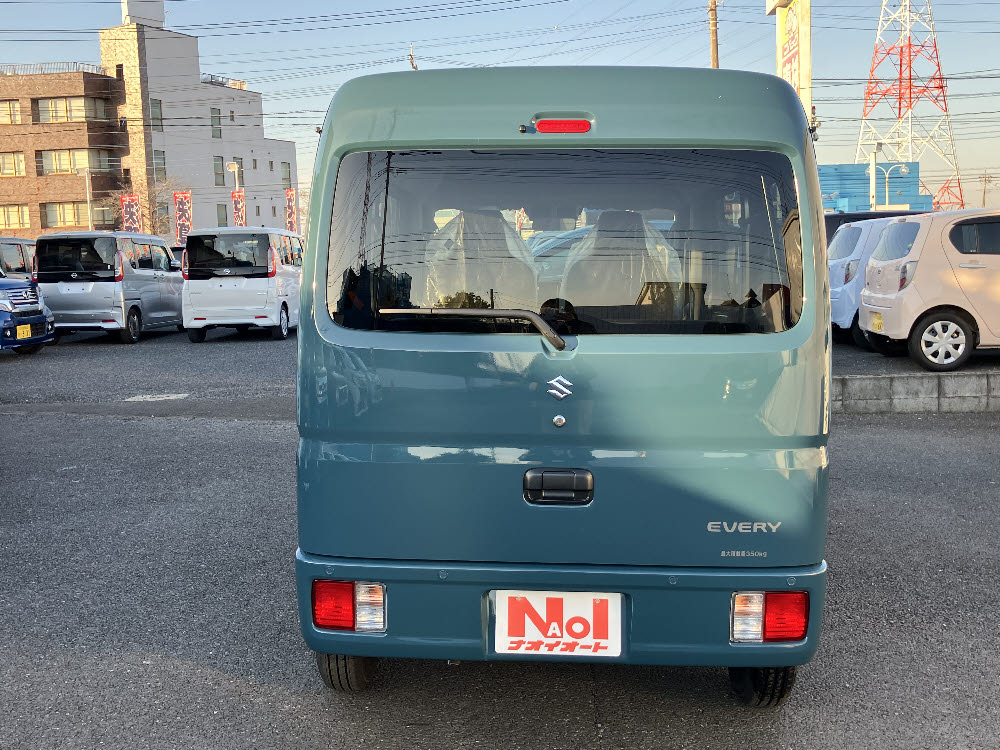 スズキ　エブリィバン PAリミテッド 2WD　ラジオ付4枚目