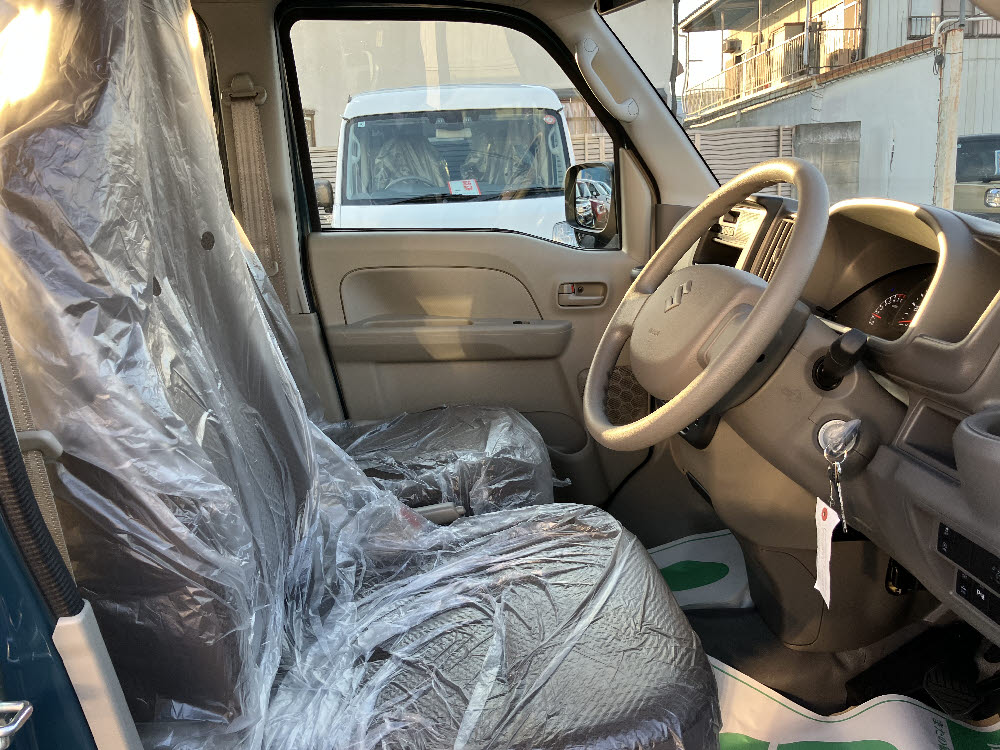 スズキ　エブリィバン PAリミテッド 2WD　ラジオ付6枚目