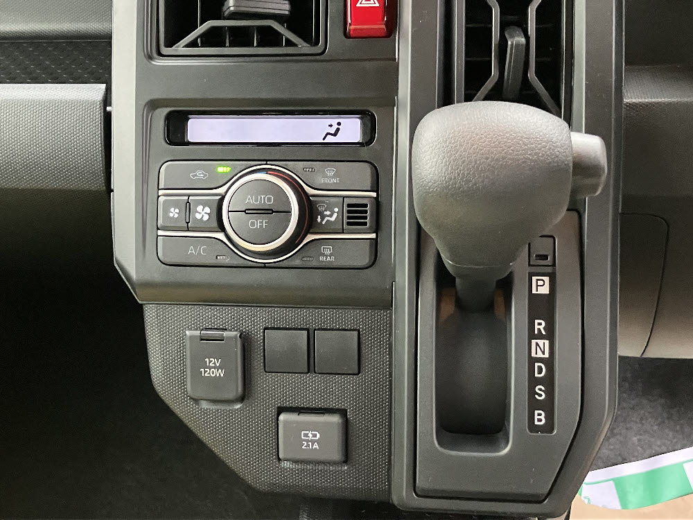 ダイハツ　タフト　X（ODレス）12枚目