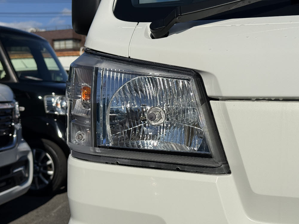 ダイハツ　ハイゼットトラック スタンダードCVT（ラジオ付18枚目