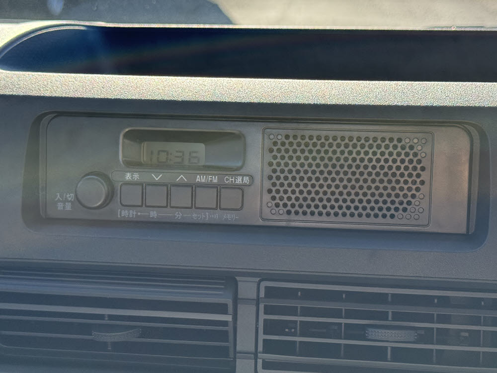 ダイハツ　ハイゼットトラック スタンダードCVT（ラジオ付6枚目