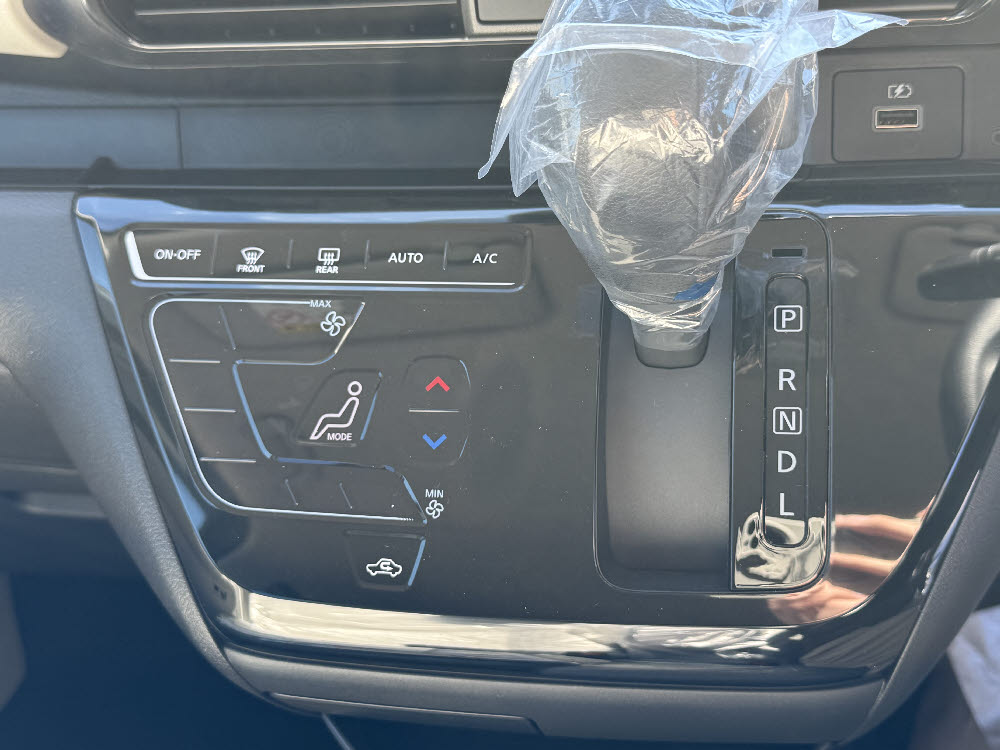 ニッサン　デイズ　X12枚目