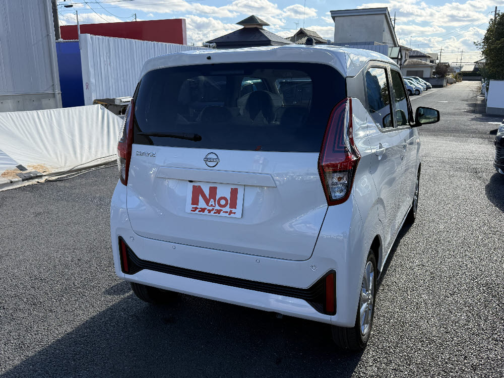 ニッサン　デイズ　X3枚目