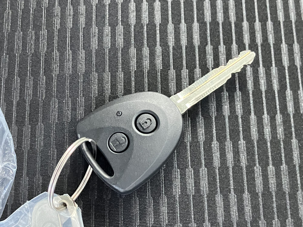 ダイハツ　ハイゼットカーゴ デラックスCVT（ラジオ付）17枚目