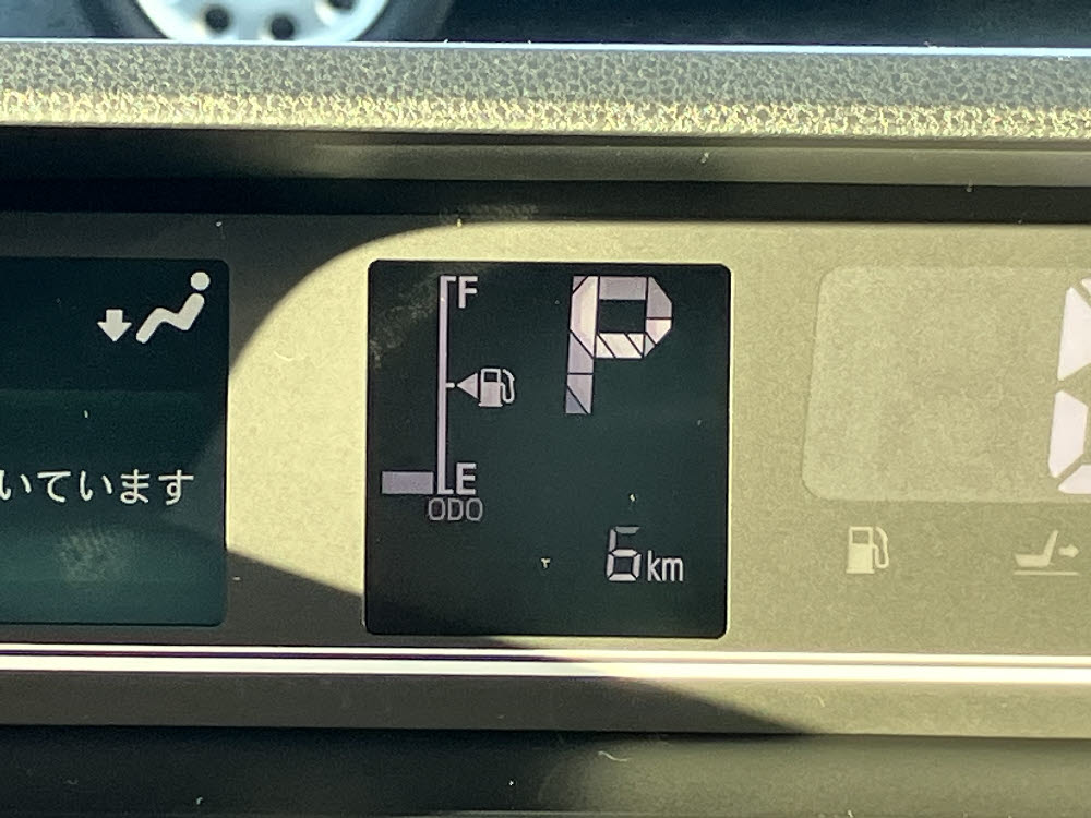 ダイハツ　タントファンクロス（DO付）9枚目