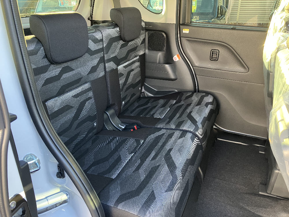 ダイハツ　タントファンクロス（DO付）10枚目