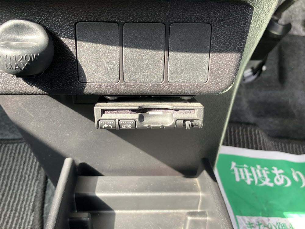 ダイハツ　ミライース　L-SAⅢ16枚目