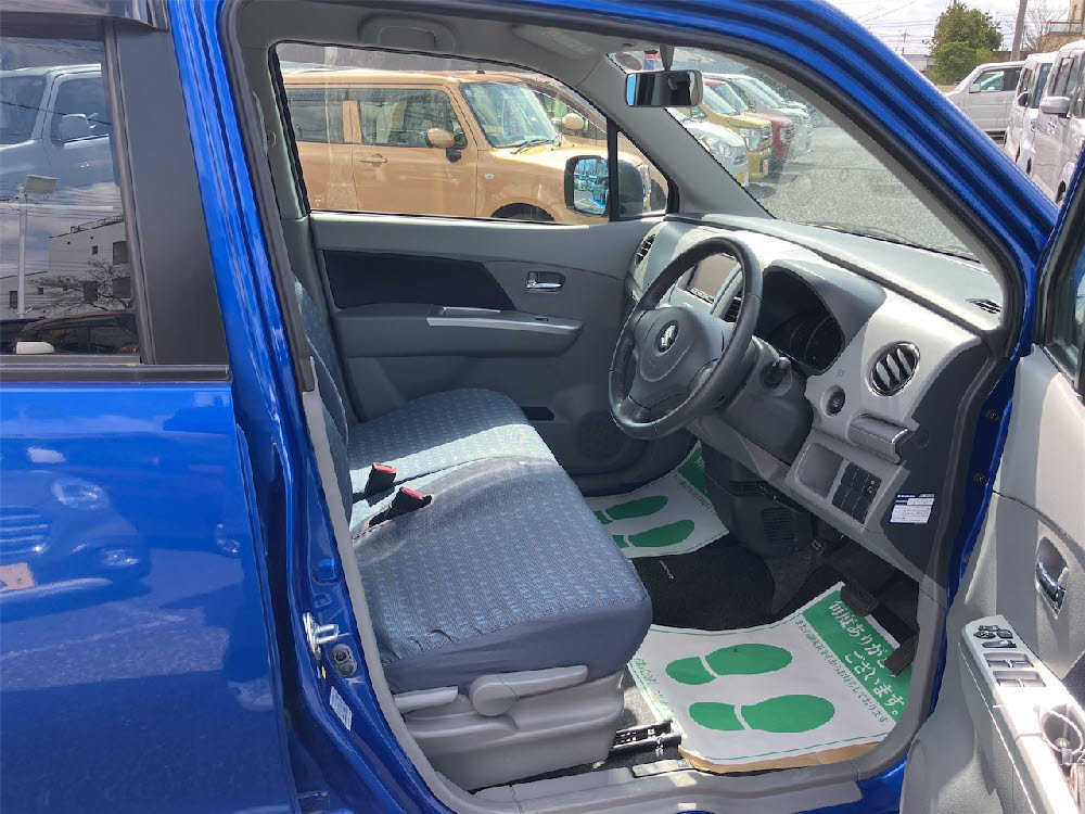 スズキ　ワゴンＲ　FXリミテッド7枚目