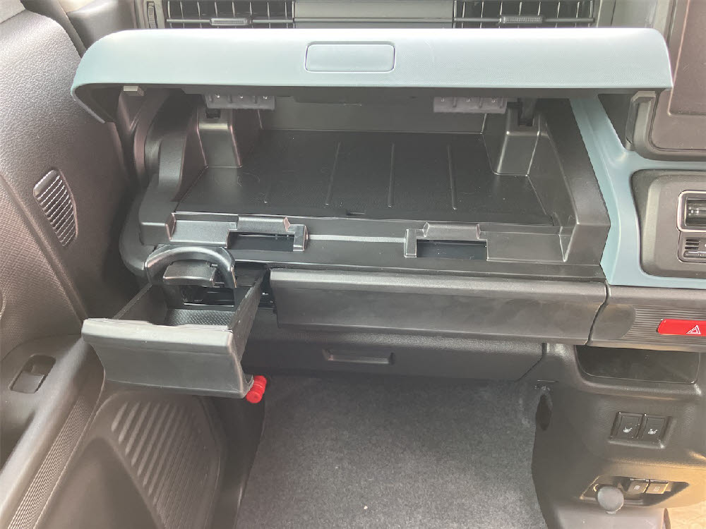 スズキ　スペーシアベース　XF16枚目