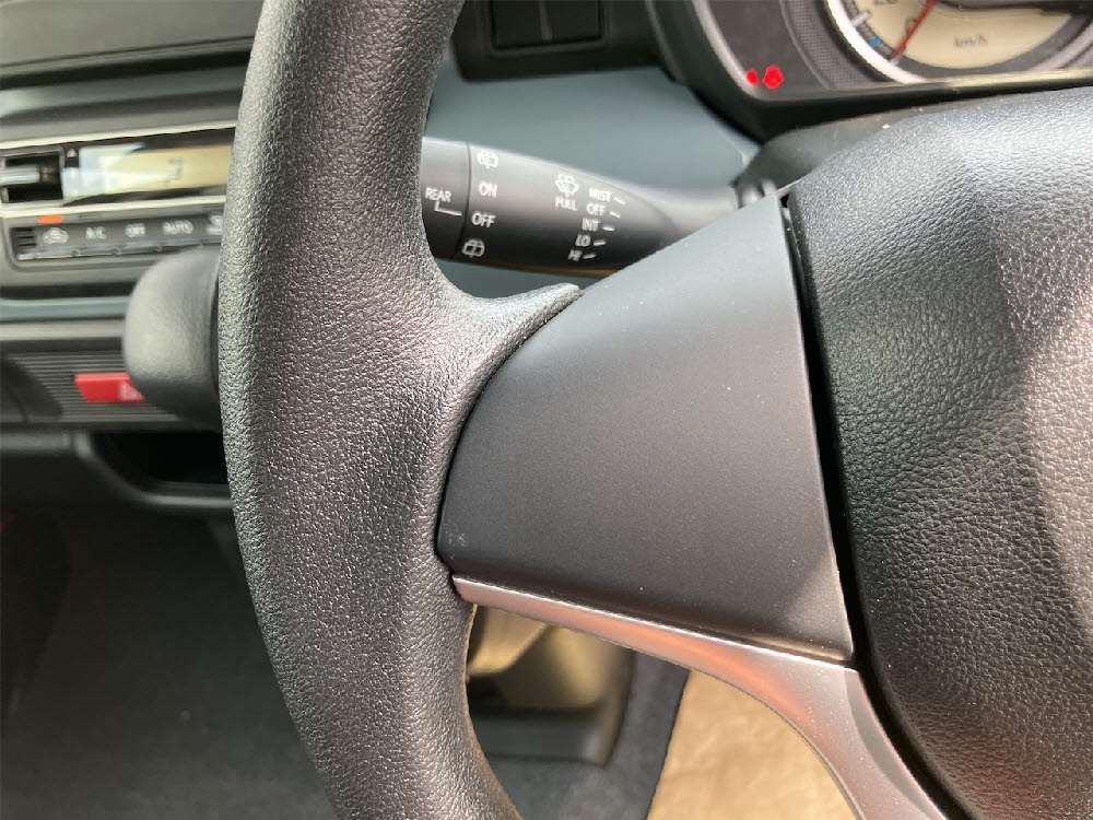 スズキ　スペーシアベース　XF17枚目