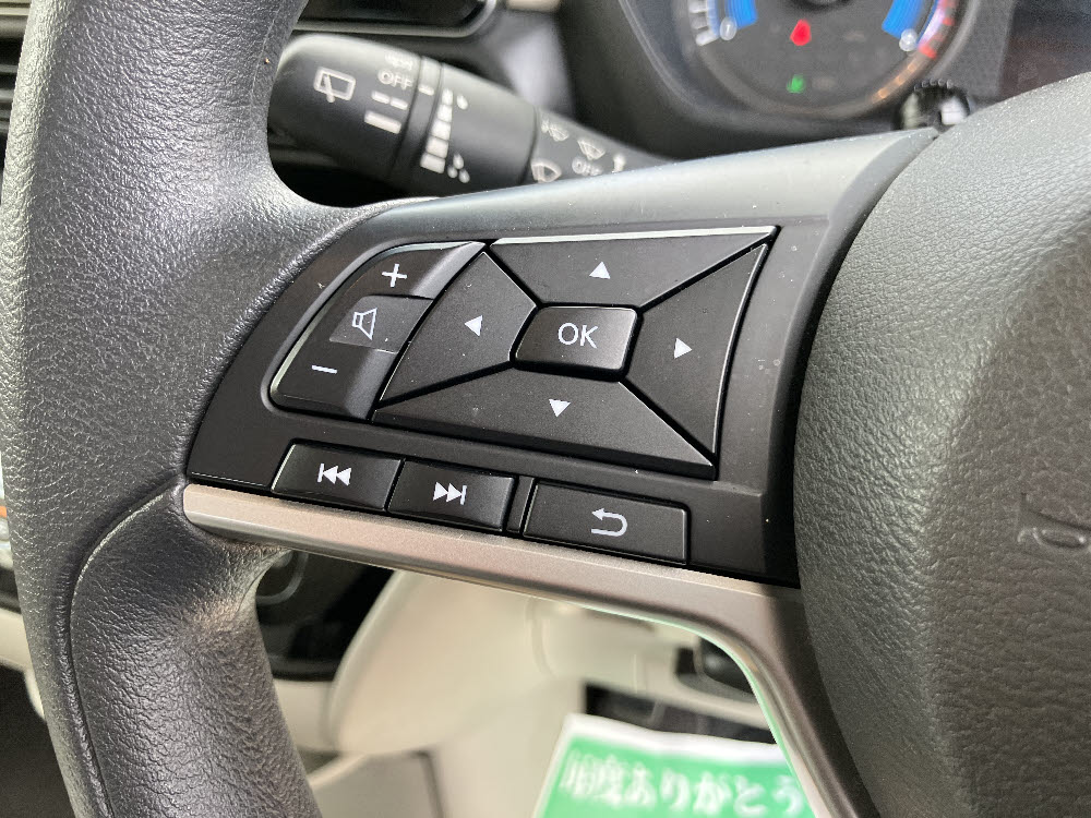 ニッサン　ルークス　X（9インチナビ）13枚目