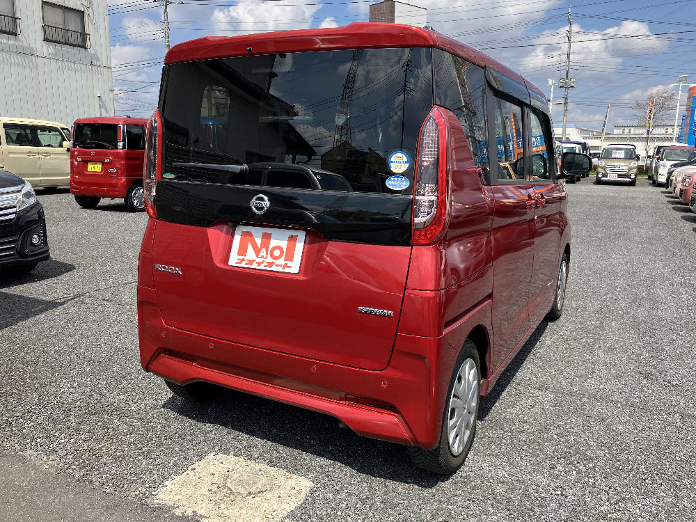 ニッサン　ルークス　X（9インチナビ）3枚目