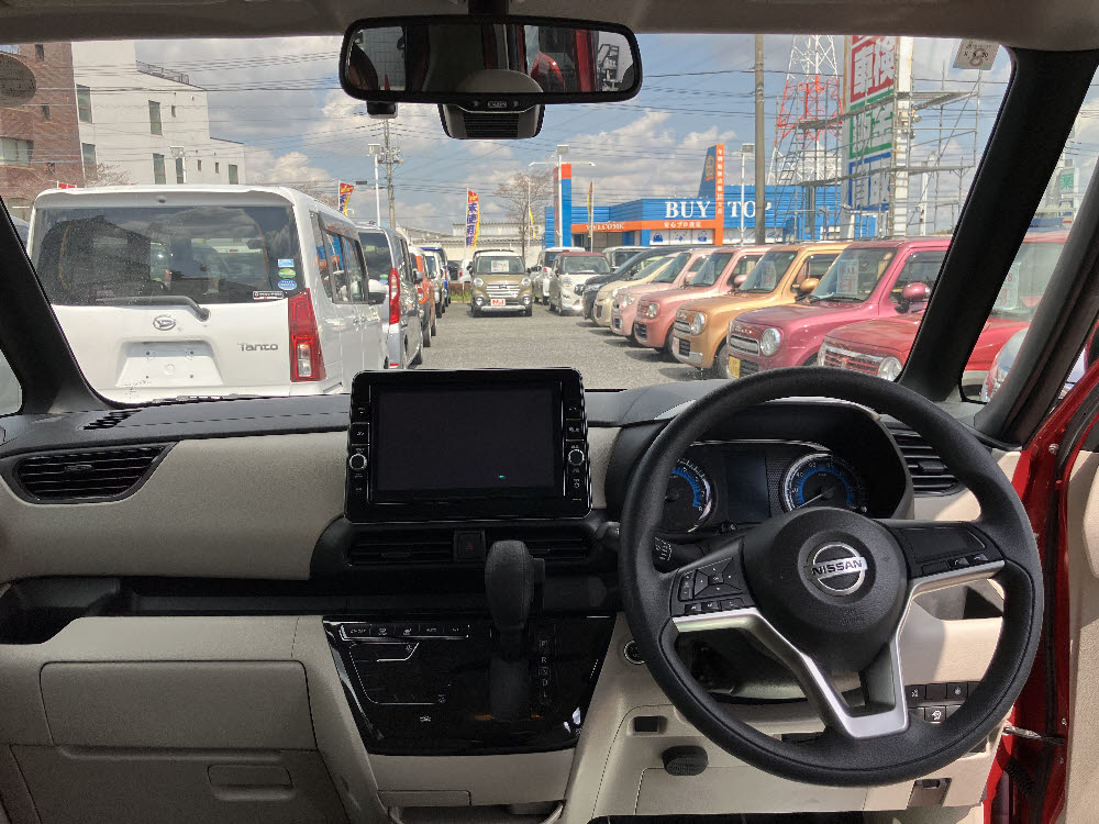 ニッサン　ルークス　X（9インチナビ）6枚目