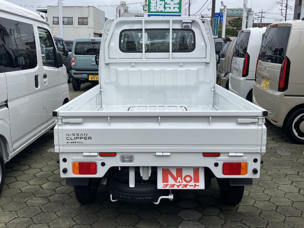 ニッサン　ＮＴ１００クリッパー　ＧＸ　4ＷＤ　5MT4枚目
