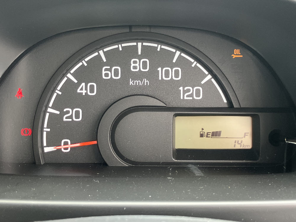 ニッサン　ＮＴ１００クリッパー　ＧＸ　4ＷＤ　5MT8枚目