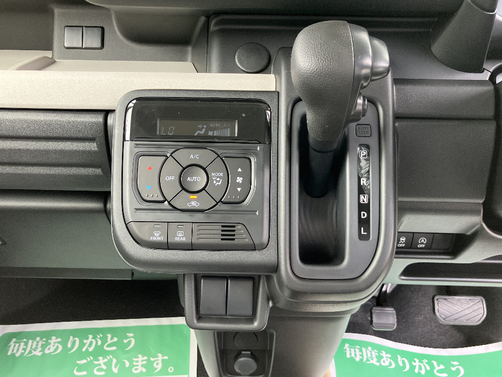 スズキ スペーシア HYBRID G15枚目