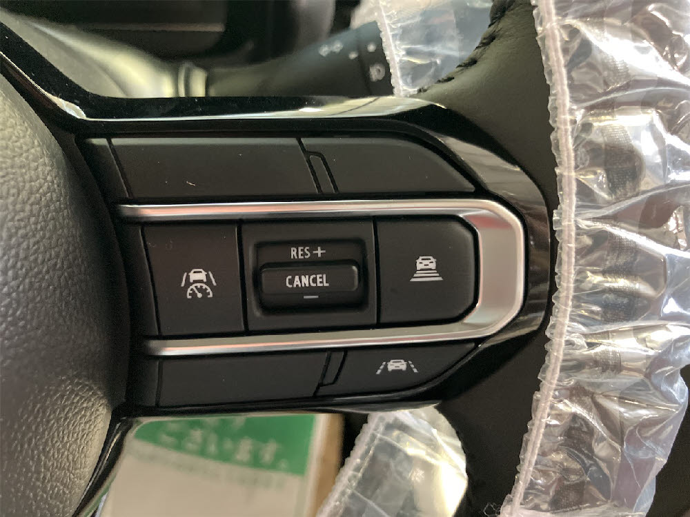 スズキ　スペーシアカスタム HYBRID XS11枚目