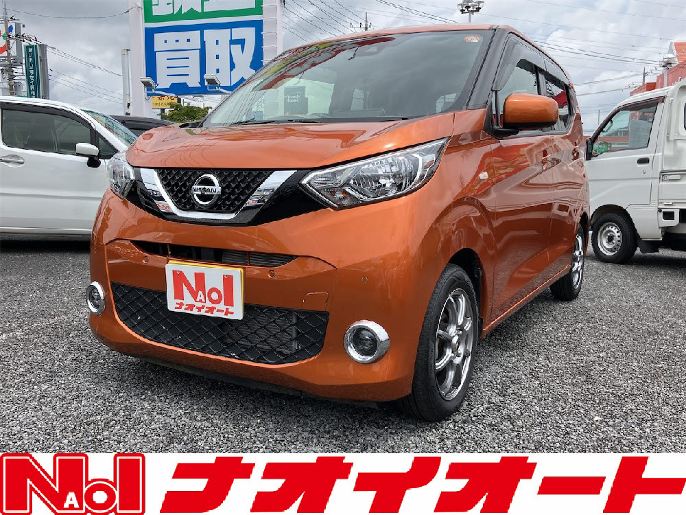 デイズ　X（純正9インチナビ）