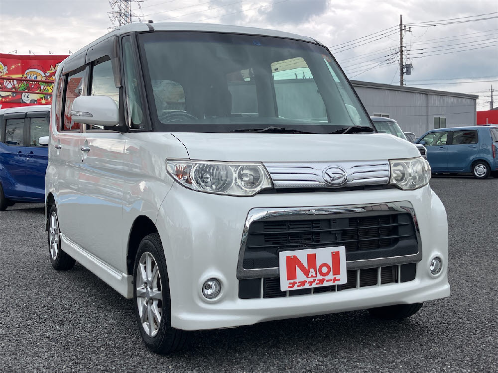 ダイハツ　タントカスタム　X2枚目